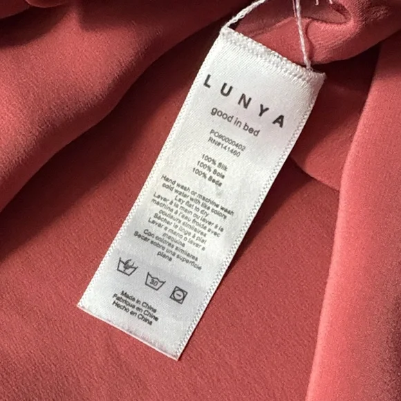 Lunya Washable Silk Tee - Picture 10 of 10